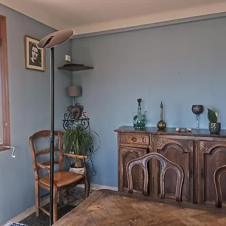 Holiday home Maison Traditionnelle Sur Les Collines Nicoises