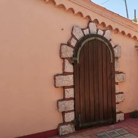 Holiday home Maison Traditionnelle Sur Les Collines Nicoises *