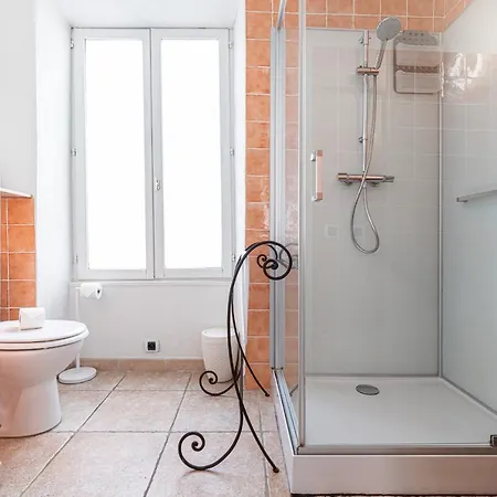 1 Bedroom In Port Apartment