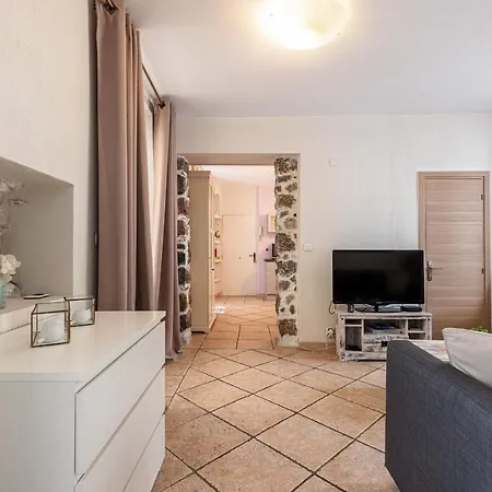 Appartement 1 Bedroom In Port Nice