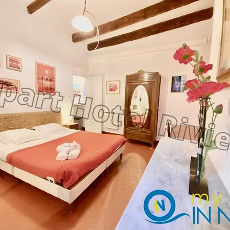 Riviera: Old Town Getaway, Steps From Apartment