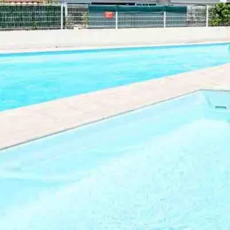 Superbe Avec Piscine L'ete Nice