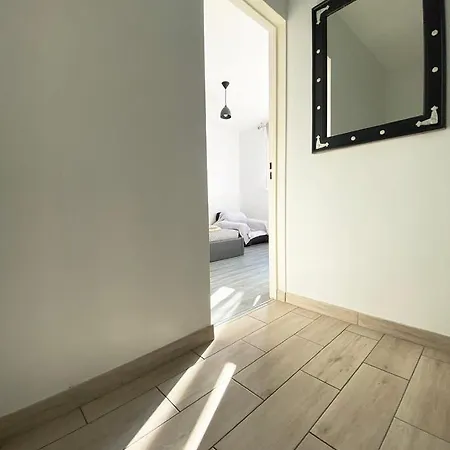 Homestay Nouveau ! Cosy 2 Pieces A 10 Min De La Promenade Des ! Nice