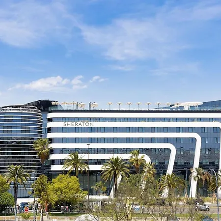 Sheraton Airport Hotel 4*
