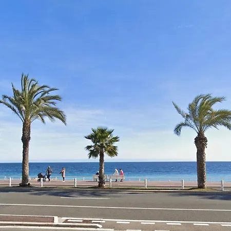 Nissa Bella Seafont / Promenade Des Apartment *