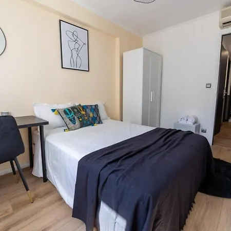 Riviera 4 Aeroport Wifi Climatisation Partage Nice