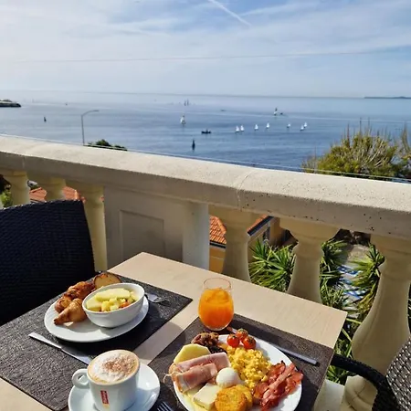 Le Saint Paul Hotel 3*