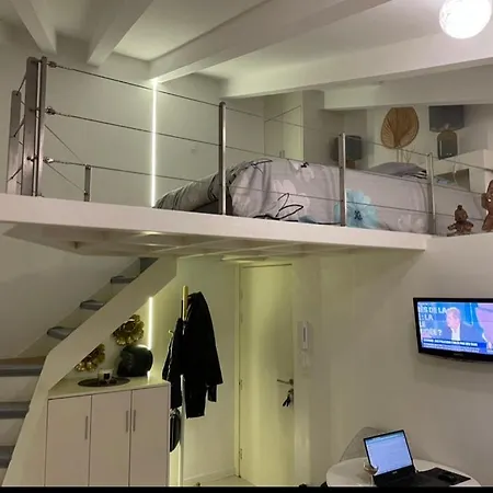 Studio Centre Proche