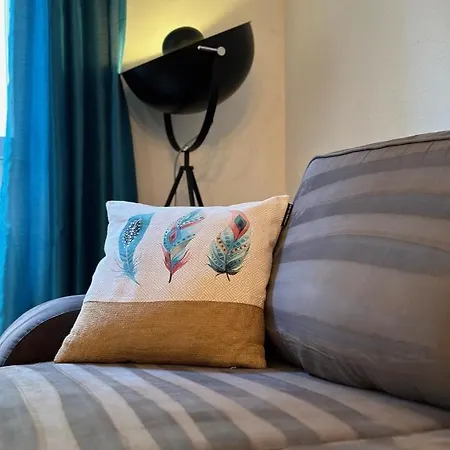 Romantique - Neaspace Vieux Apartment *
