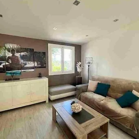 Romantic In The South Of France With A Private Garden , Pool And A Terrace Nice