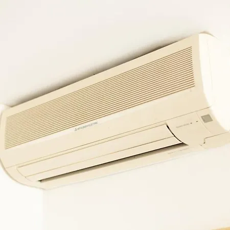 Chambre 2 Rene Cassinbalcon Wifi Mini-frigo Tv شقة