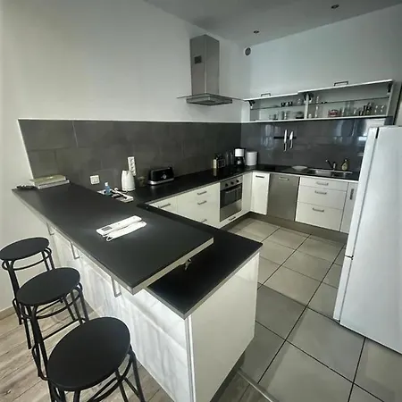 2 Pieces Confort Vieux Cours Saleya Proche Commerces Et Apartment Nice