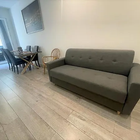 2 Pieces Confort Vieux Cours Saleya Proche Commerces Et Appartement *