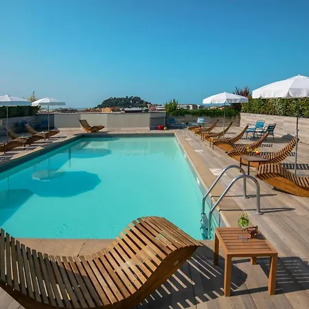 Novotel Centre Vieux 4* Νίκαια