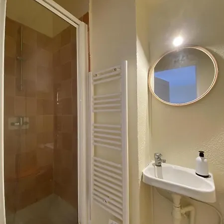 Apartment Carre D'or - Studio Gubernatis *