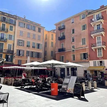 Typique - 2 Bedrooms,typical Apartment-old Town * Nice