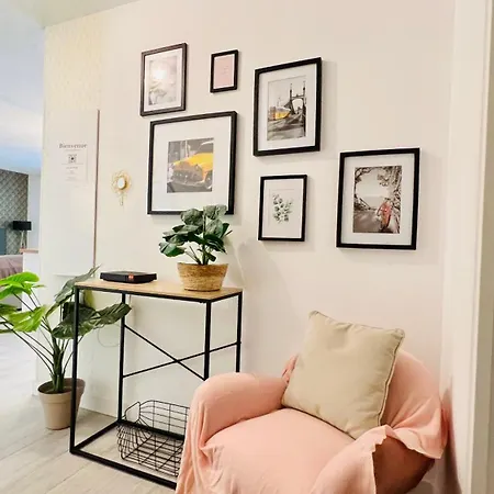 Ondine: Hillside With Pool And Parking In
