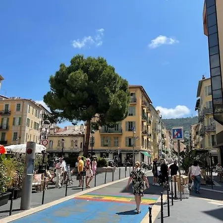 La Maison Helene & Antoine Le Port Nice