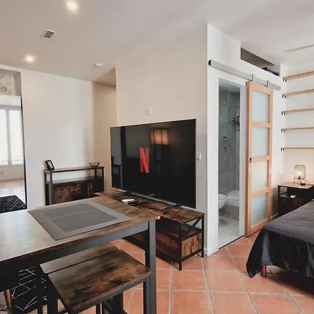 Loft Place Massena Apartment