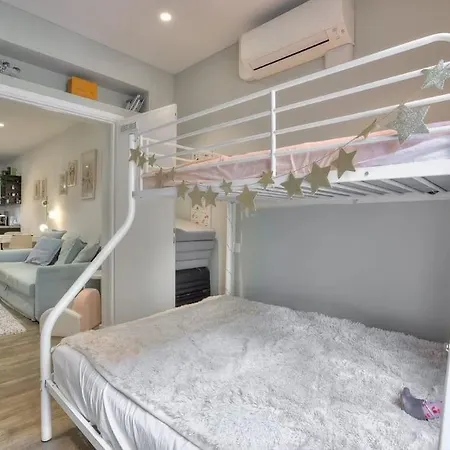 La Maison Helene & Antoine Le Port Apartment *