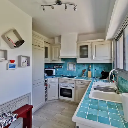 Valegrand Penthouse Sea View By Guys