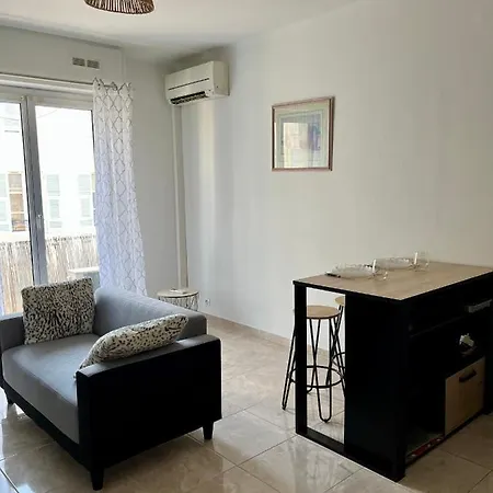 Apartment Bel Avec Balcon En Centre-ville Nice