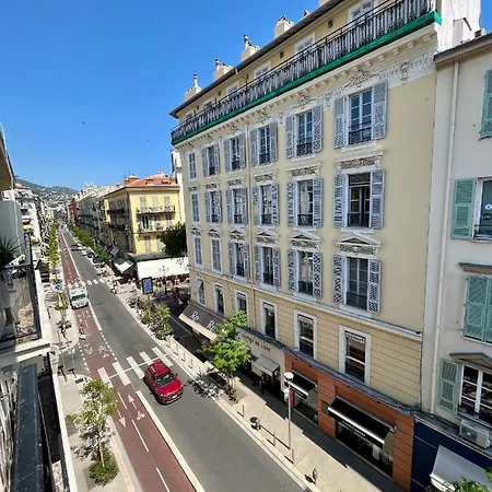 Apartment Bel Avec Balcon En Centre-ville *