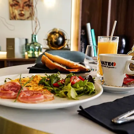 Apartment Massena Nice! Free Breakfast! *