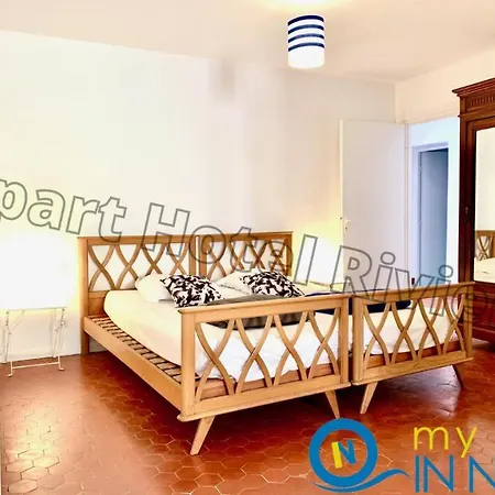 Riviera: Spacious 3-bedroom With Sea View In Old Town