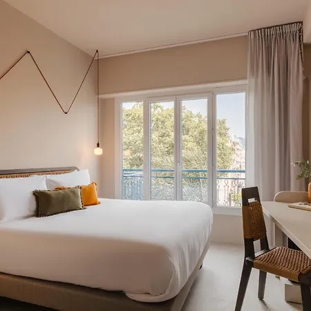 Hotel Yelo Promenade Powered By Sonder *