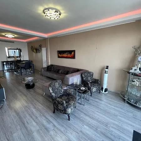 Derniere Etage Sur La Promenade! Nice