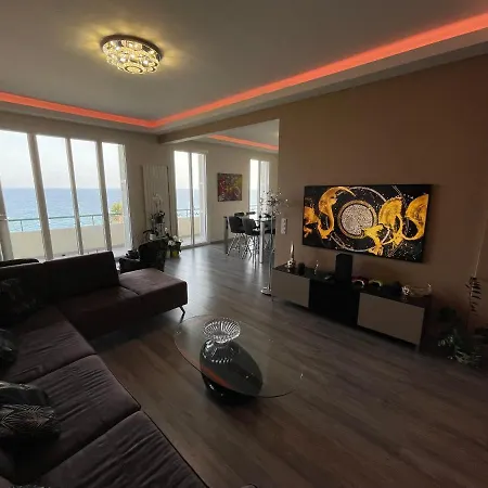 Derniere Etage Sur La Promenade! Apartment *
