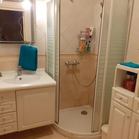 Fabron 90 M2 Avec Garage * Nizza