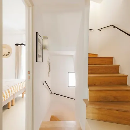 Apartment Renting - Neuve - Luxury Triplex Old Town Massena Garibaldi - 4 Bedroom - Ac *