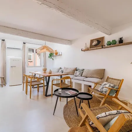 Renting - Neuve - Luxury Triplex Old Town Massena Garibaldi - 4 Bedroom - Ac Nice