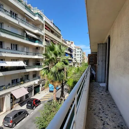 Apartment Neuf De 3 Pieces Avec Climatisation