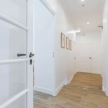 Apartment Large Haussmanian In The Heart Of *