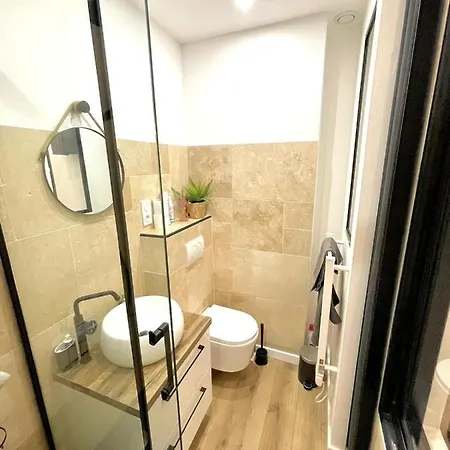 Cosy Proche Du Port * Nice