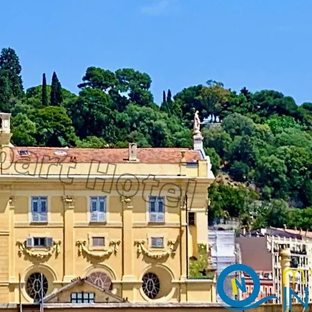 Apartment Riviera Nice: Old Town With Sea View