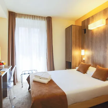 Le Seize, Centre Отель 3*