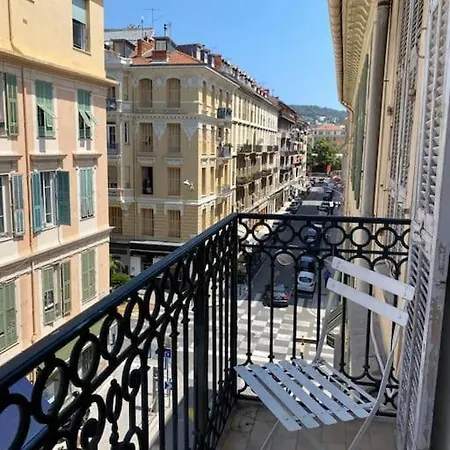 Au Coeur De Pour 4 - Clim & Wifi Apartment *