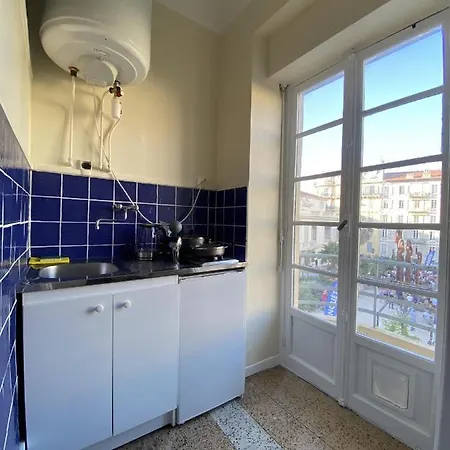 Apartment Carre D'or - Studio Gubernatis *