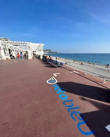Jardin Sur La Promenade Des * Nice