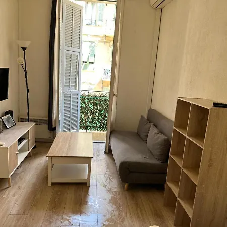 600m Port, Tramway, Clim, Wifi Apartment Nice