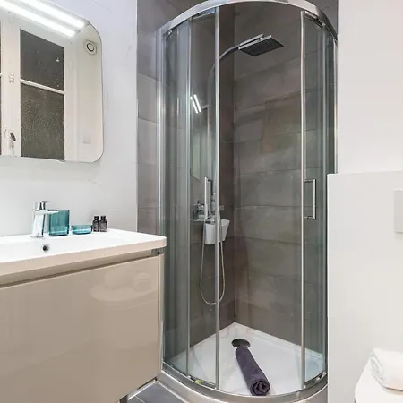Feel - Foch 28 Apartment