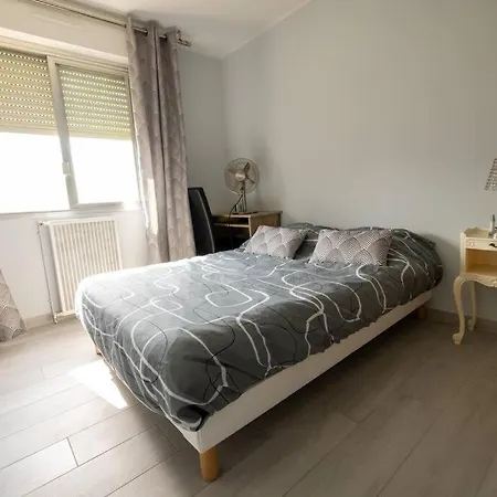 Apartment - Palais Des Expositions