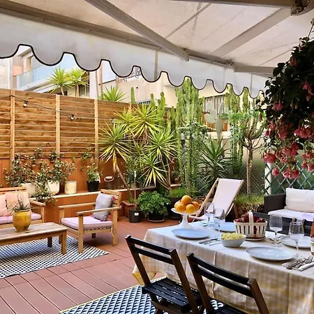 Apartment Large Magnificent Terrace *