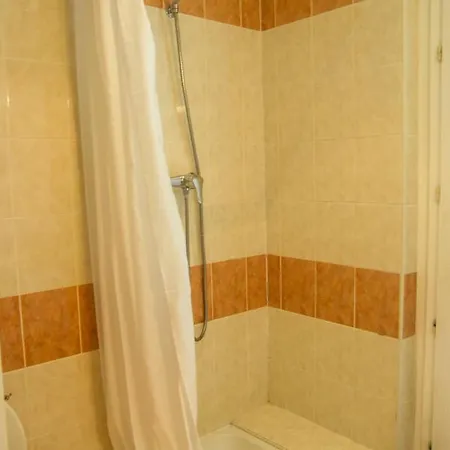 Szálloda Le Noailles Nizza