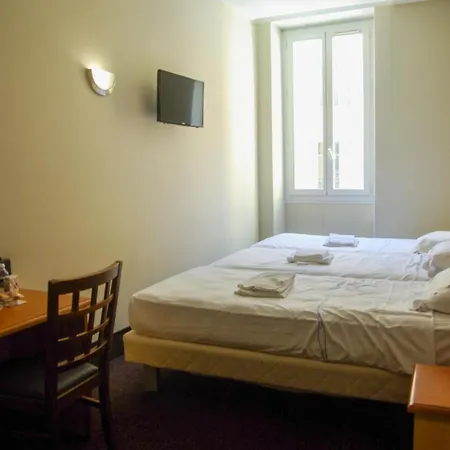 Le Noailles Szálloda