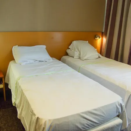 Le Noailles Hotel